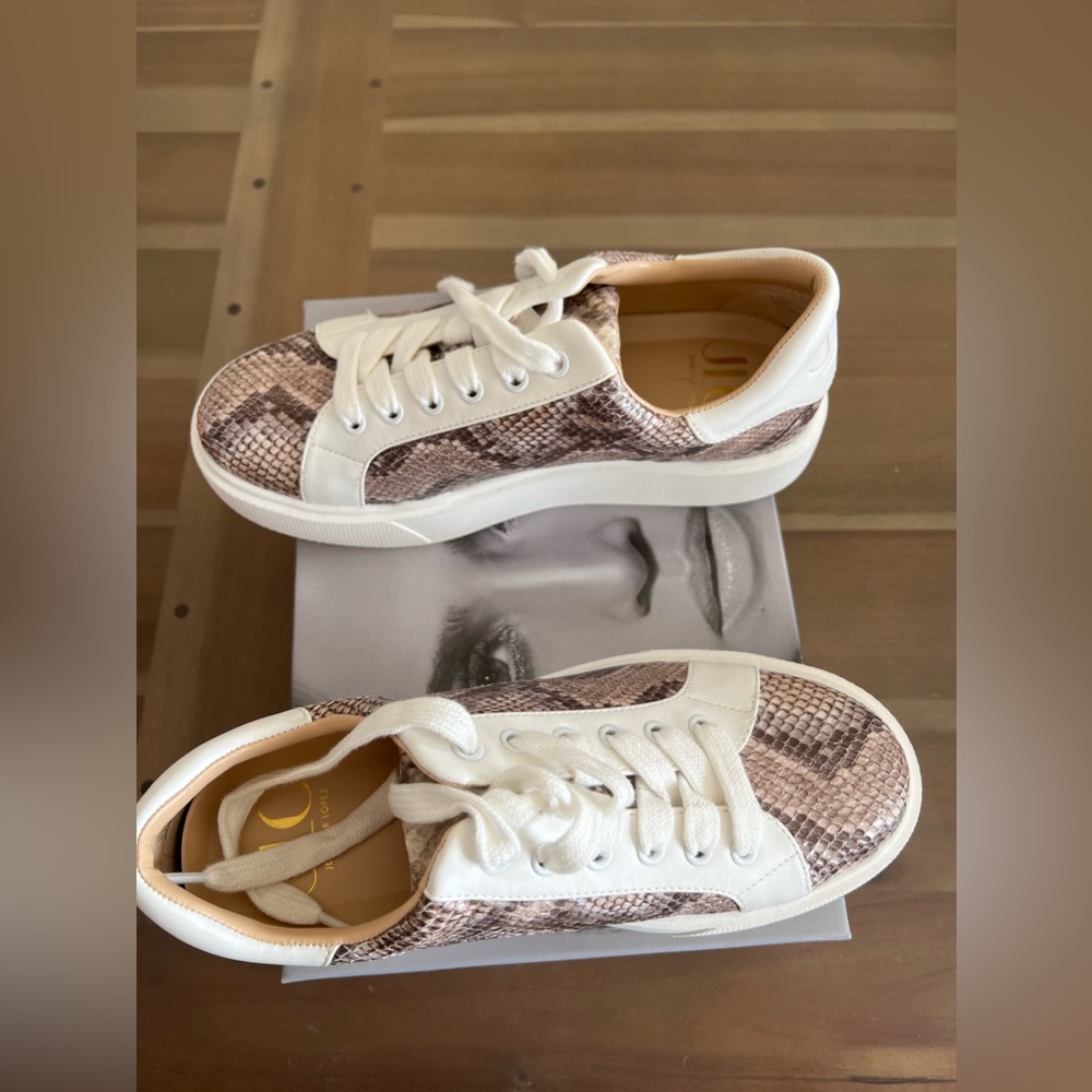 J Lo Jennifer Lopez Angelique Pear Sorbet Sneakers